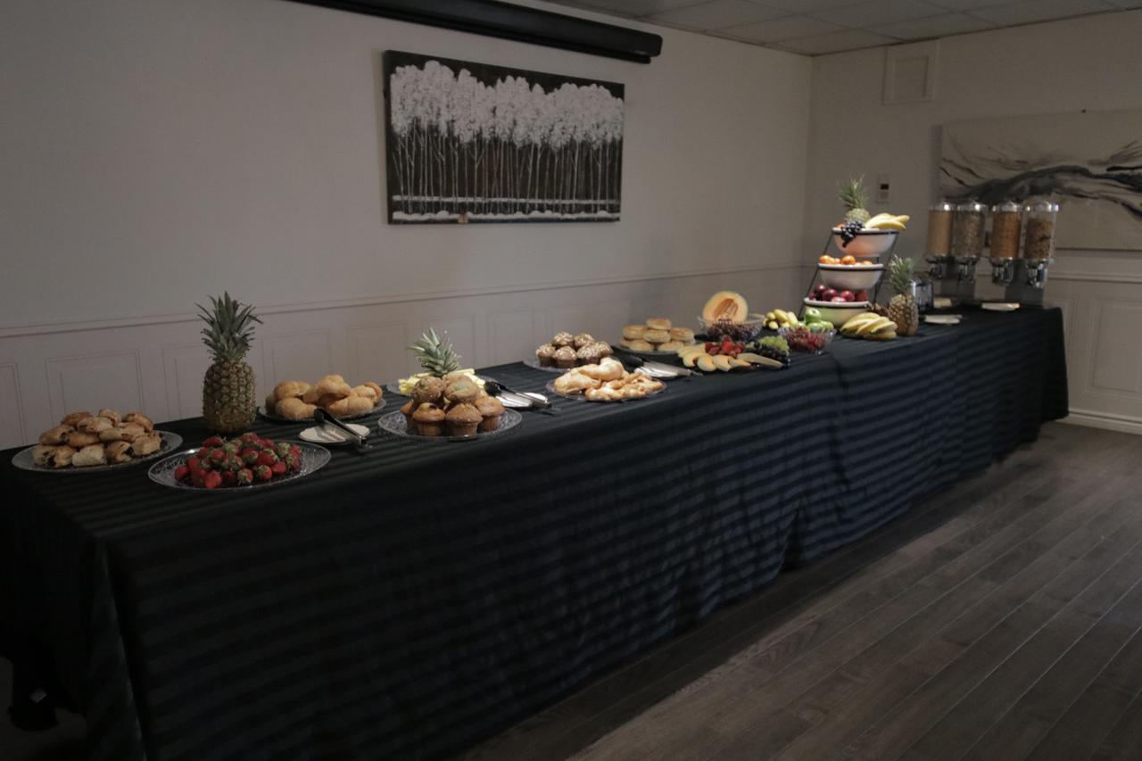Canadas Best Value Inn Welland Exteriör bild